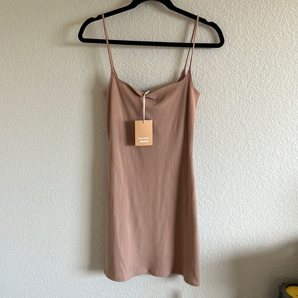 Reformation Dresses & Skirts - Reformation mini dress